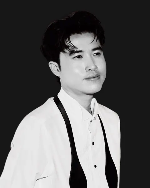 ฐากูล การีเวท (Thakoon) — General Manager